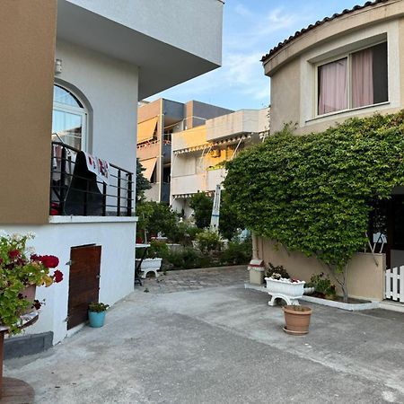 Guesthouse Novi Дуррес Экстерьер фото