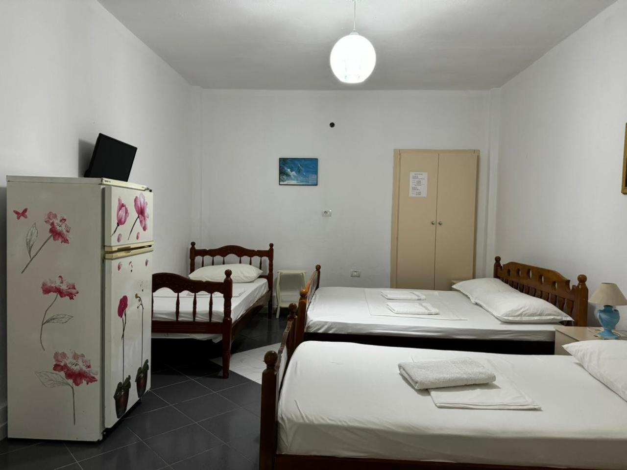 Guesthouse Novi Дуррес Экстерьер фото
