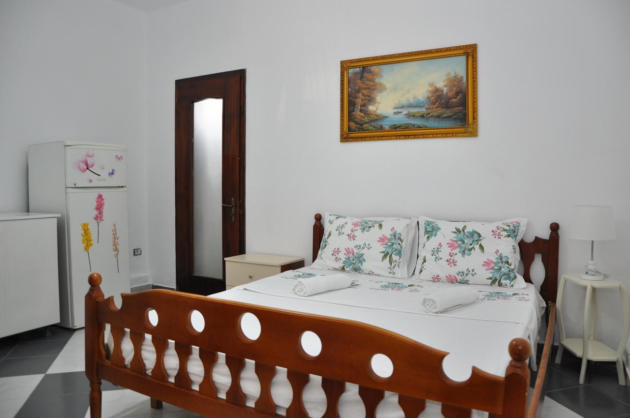 Guesthouse Novi Дуррес Экстерьер фото
